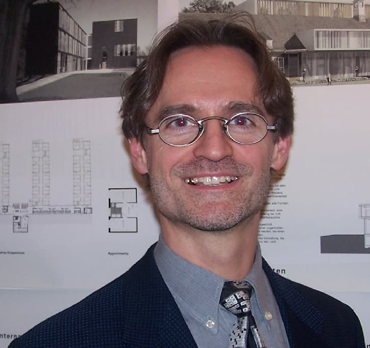 Peter Baumann (computer scientist)